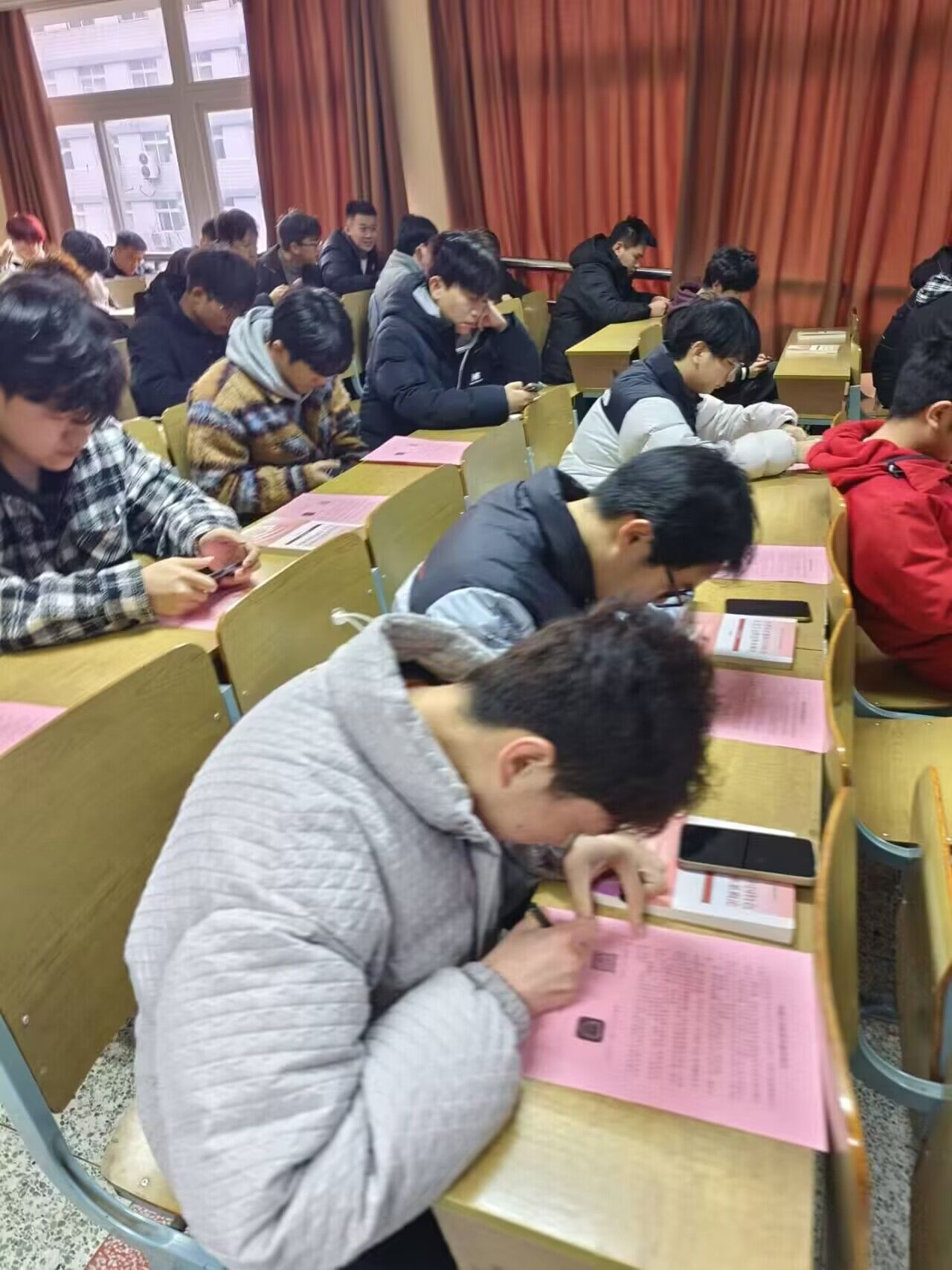 智能制造学院开展安全教育系列活动